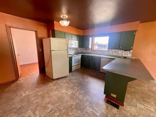 $229,900 | W3030 State Highway 180, Wausaukee, WI 54177