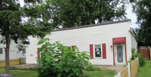 2602 Sparrows Point Road Baltimore, MD 21219 - Photo 2 of 4