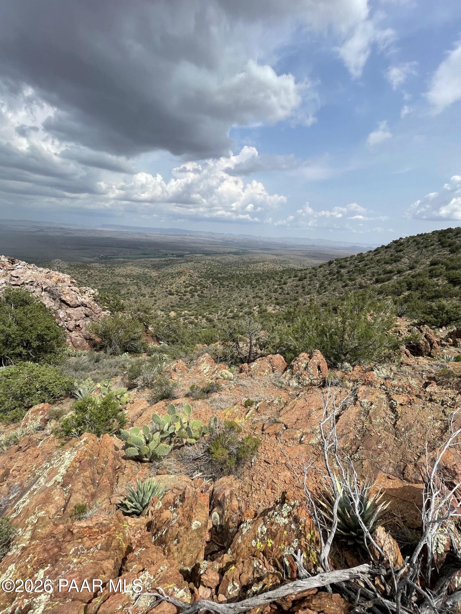 HILLTOP AND VIEWS