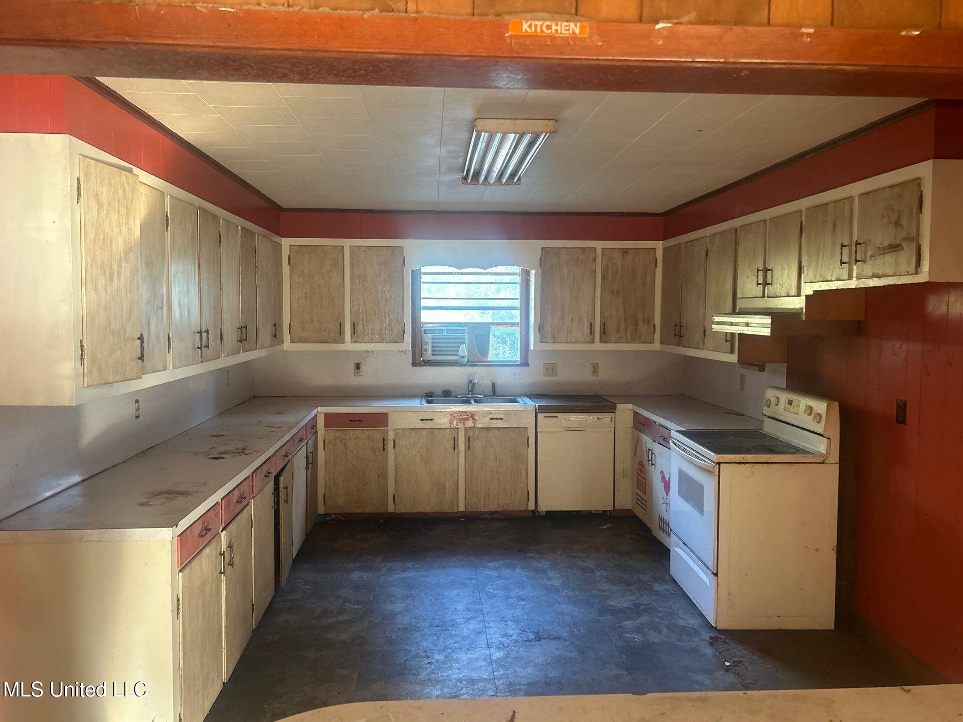 801 Union Road Tylertown, MS 39667 - Photo 3 of 11 17-Oct 30 2024 05_13pm-12pA