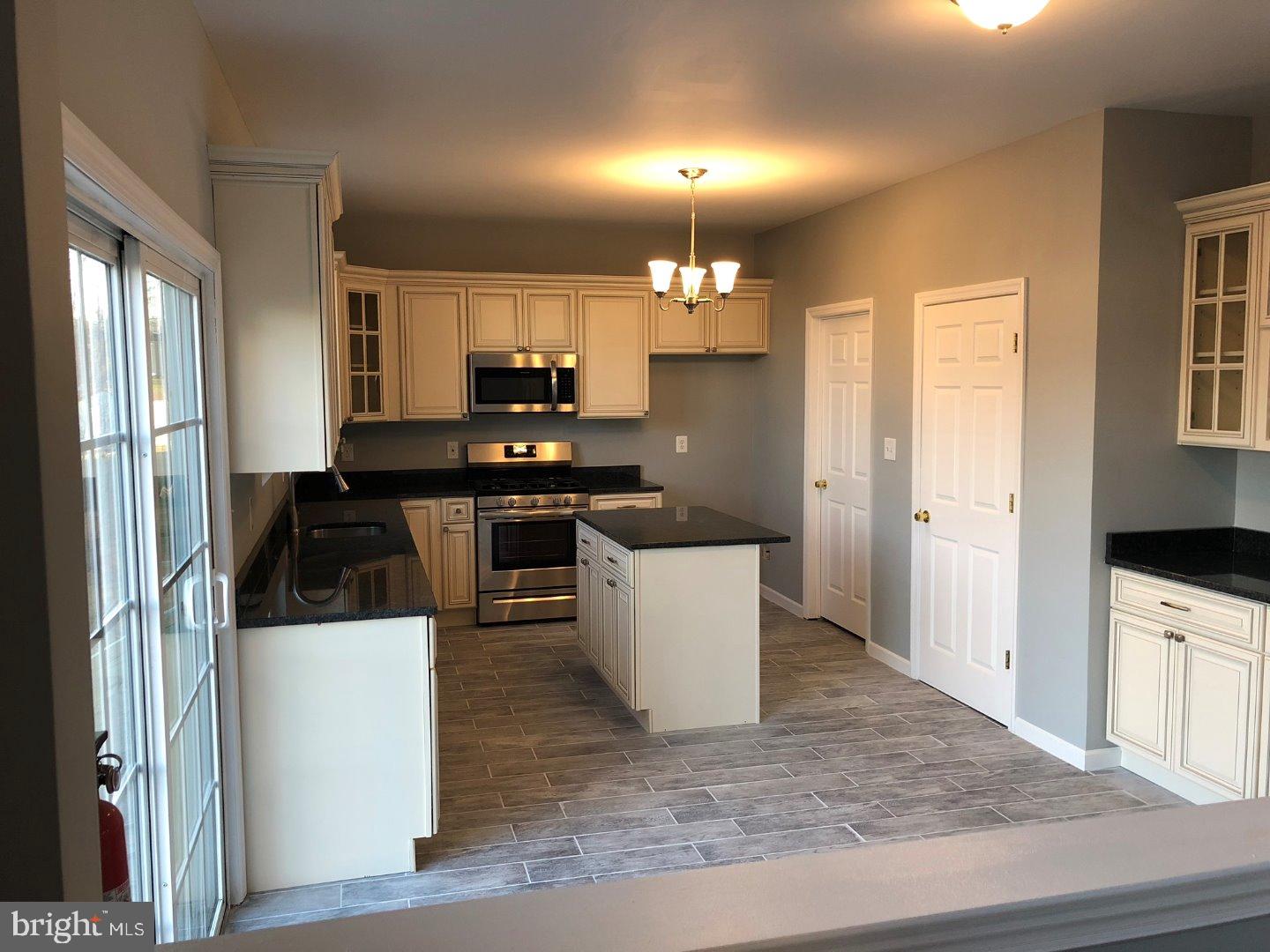 11 Howard Street Carneys Point, NJ 08069 - Photo 17 of 22 Gallery Image 17