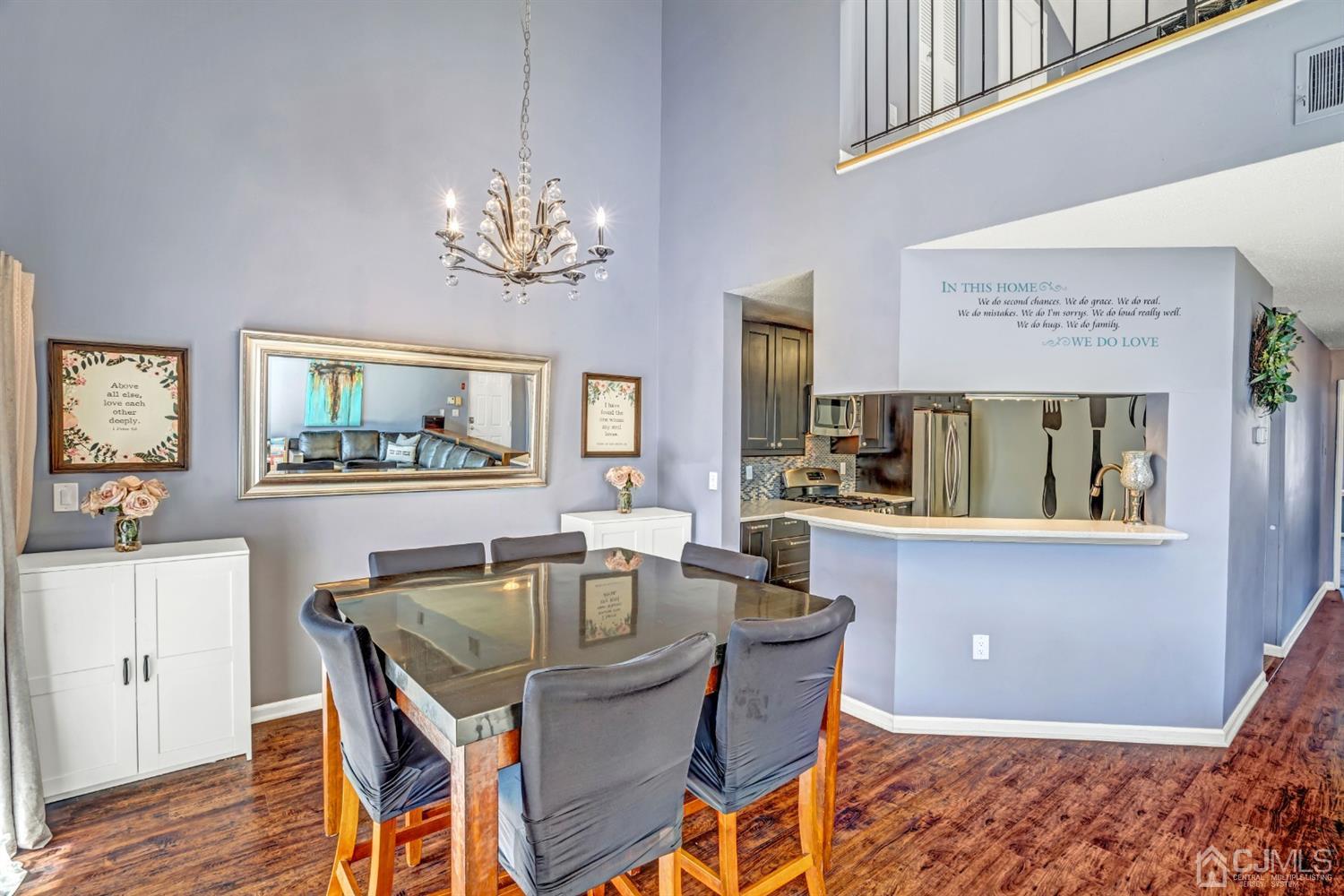 532 Edpas Road New Brunswick, NJ 08901 - Photo 9 of 29 a dining room with furniture and window