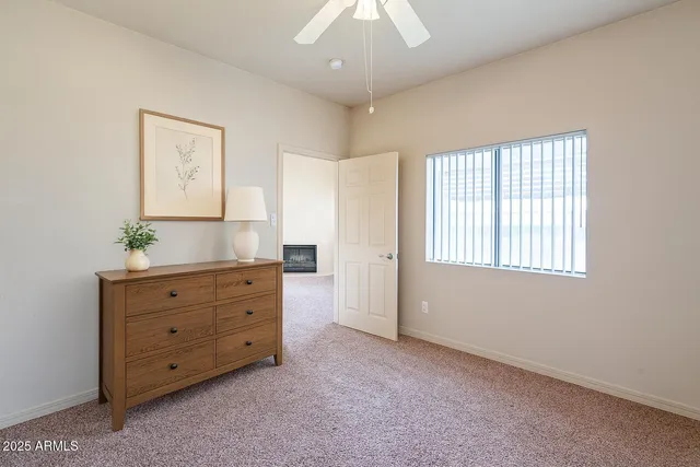 a view of entryway with furniture