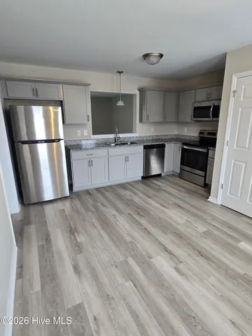 $1,450 | 508 Hillshade Court, Winterville, NC 28590