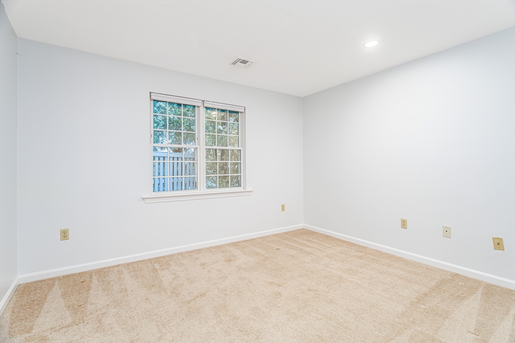 308 Ridgefield Circle, Unit C Clinton, MA 01510 - Photo 18 of 29