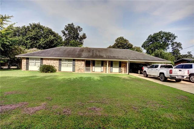 $295,000 | 1002 Loren Avenue, Natchitoches, LA 71457