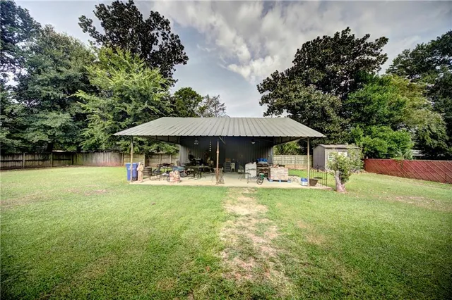 $295,000 | 1002 Loren Avenue, Natchitoches, LA 71457