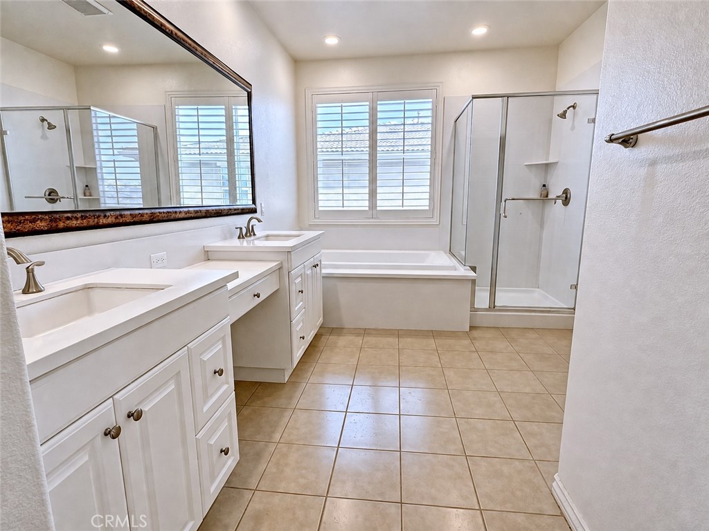 13122 Capricornio Street Riverside, CA 92503 - Photo 14 of 48 Gallery Image 14