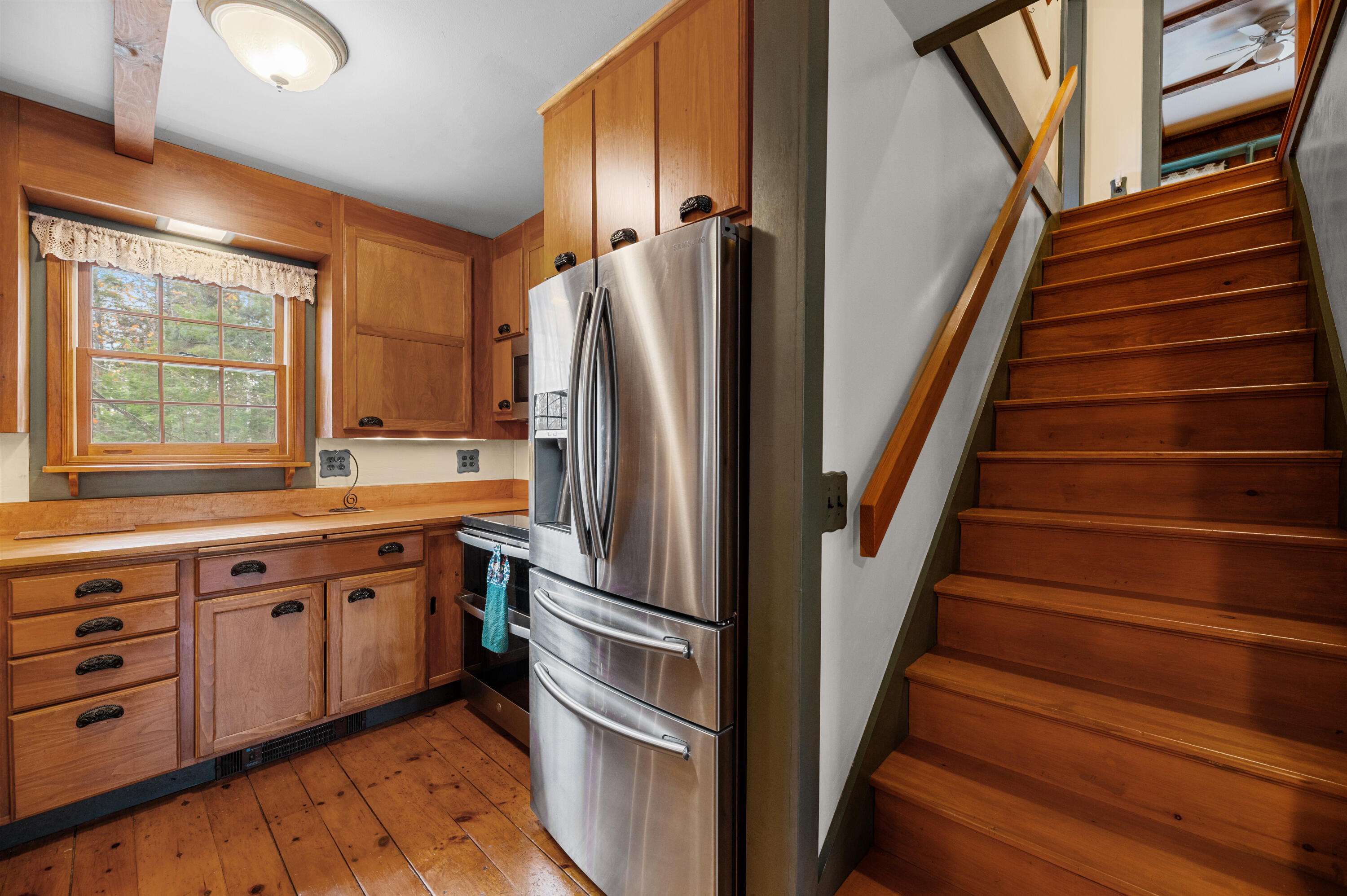 91 Lord Road Westport Island, ME 04578 - Photo 11 of 39 11