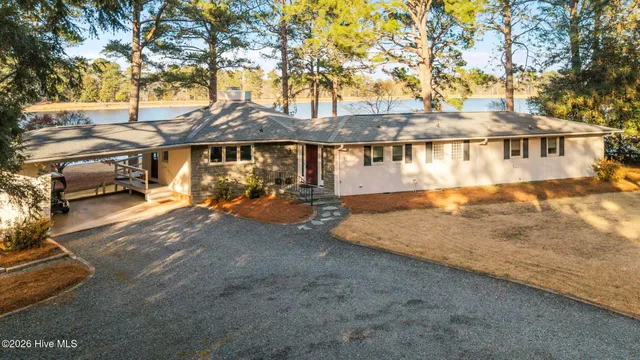 $750,000 | 54 Pine Ridge Drive, Whispering Pines, NC 28327
