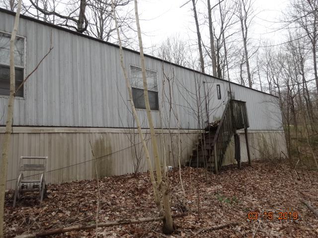 1131 Brummit Road Charlotte, TN 37036 - Photo 3 of 20 Gallery Image 3