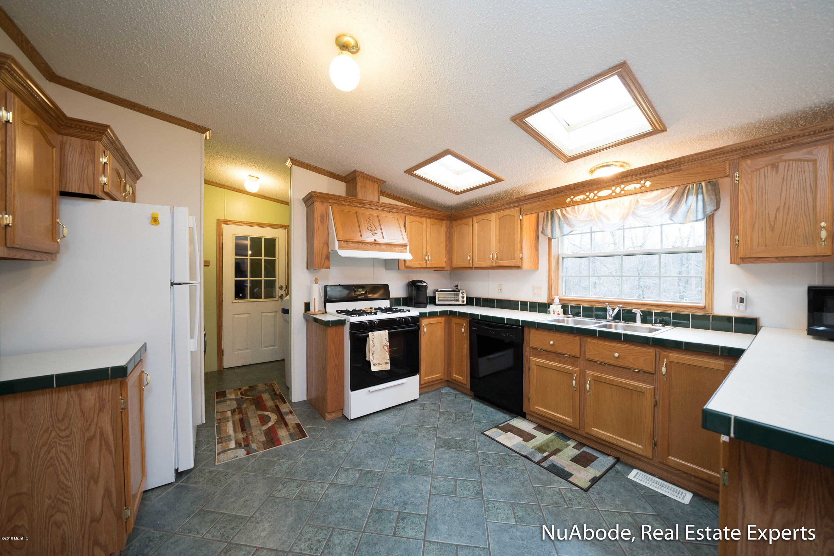 1815 South Whitmore Road Hastings, MI 49058 - Photo 8 of 36 1815 S Whitmore Road, Hastings, MI 49058