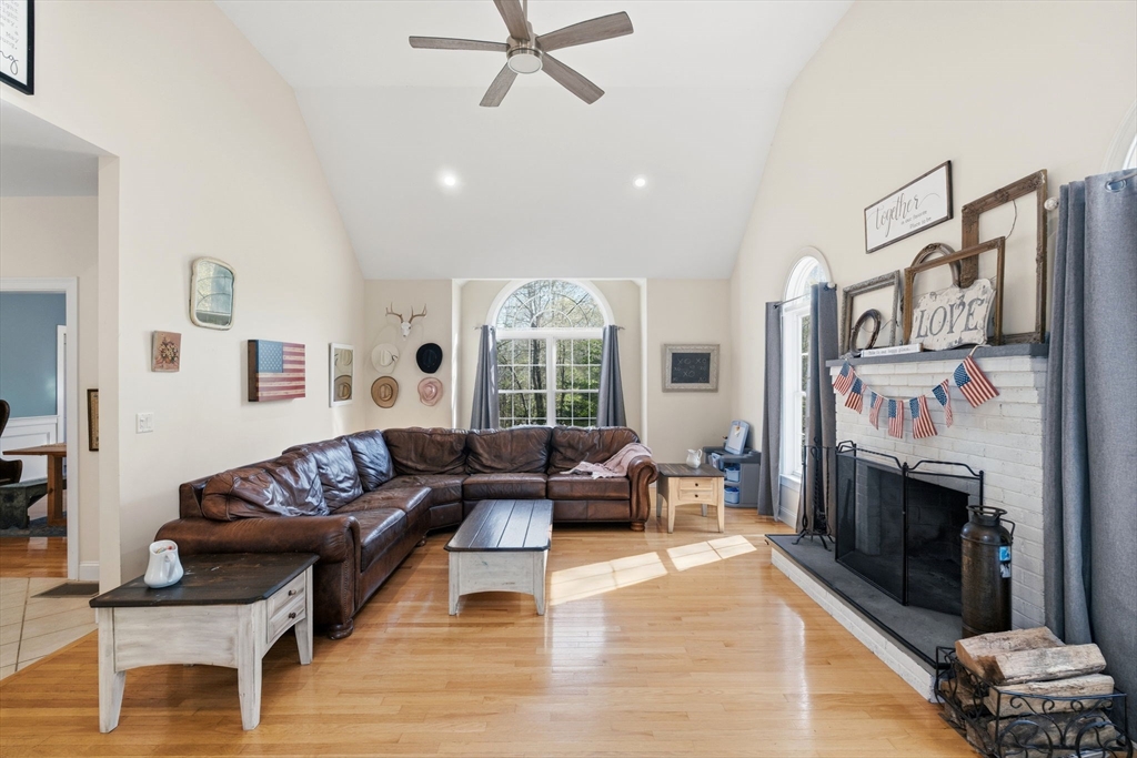76 Old Farm Road Douglas, MA 01516 - Photo 34 of 35