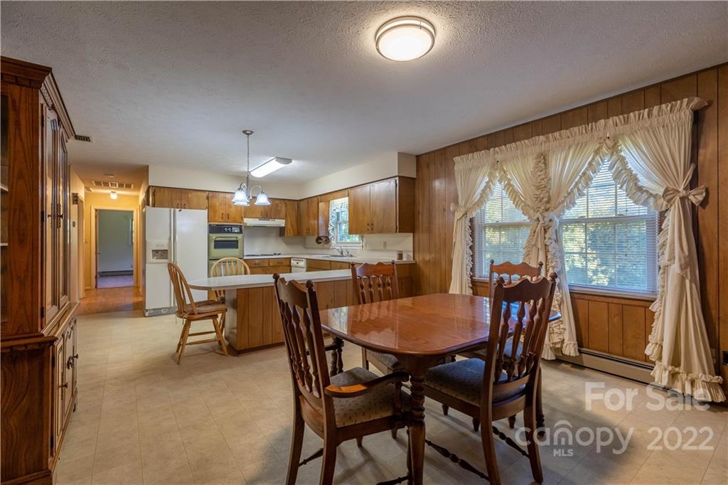 2849 Messer Road Valdese, NC 28690 - Photo 8 of 17 Gallery Image 8
