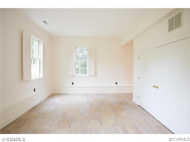 8205 Yolanda Road Henrico, VA 23229 - Photo 11 of 24 Other - Recreation Room/Bonus Room with sandstone