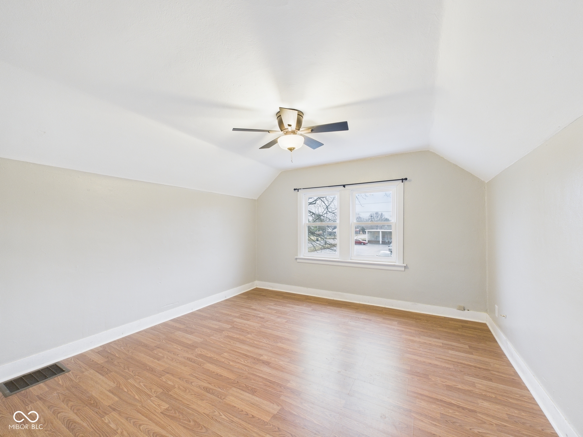 2504 West 8th Street Muncie, IN 47302 - Photo 12 of 25