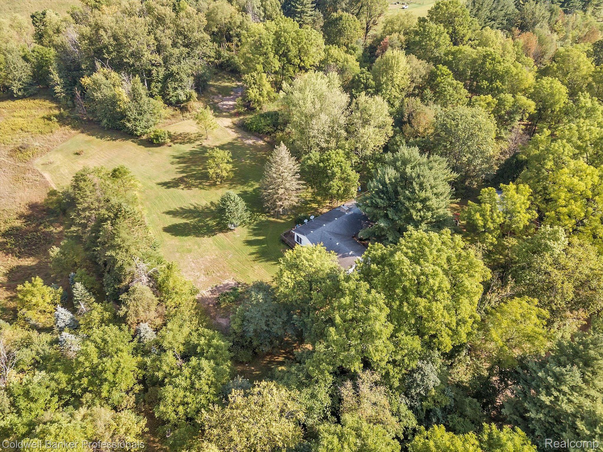 12445 Germany Road Fenton, MI 48430 - Photo 21 of 25 Gallery Image 21