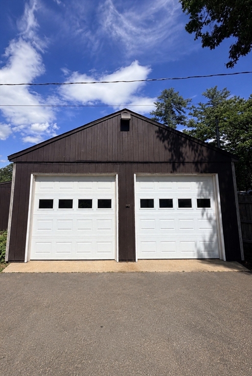 25 R Beacon Street Amesbury, MA 01913 - Photo 40 of 42