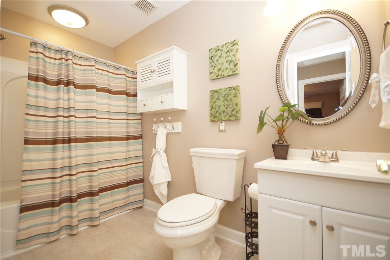 12340 Amoretto Way Raleigh, NC 27613 - Photo 16 of 24