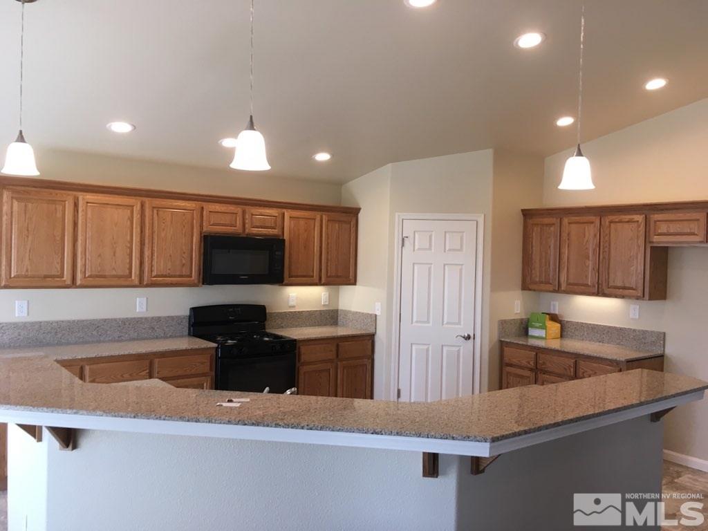 4575 Rutledge Street Fernley, NV 89408 - Photo 7 of 20 Photo 7
