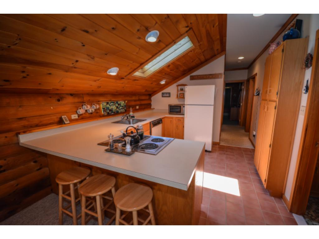 863 Kentfield Road Whitingham, VT 05361 - Photo 9 of 21