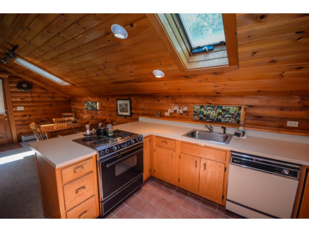 863 Kentfield Road Whitingham, VT 05361 - Photo 10 of 21