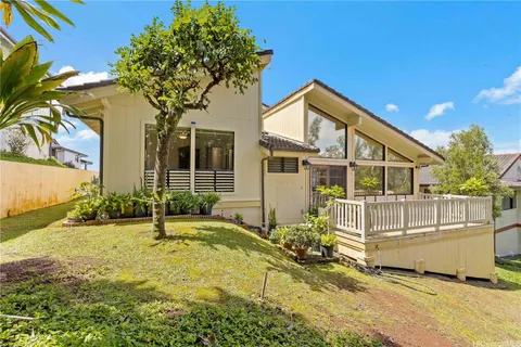 $1,438,888 | 98-1421 Onikiniki Place, Unit 5, Aiea, HI 96701