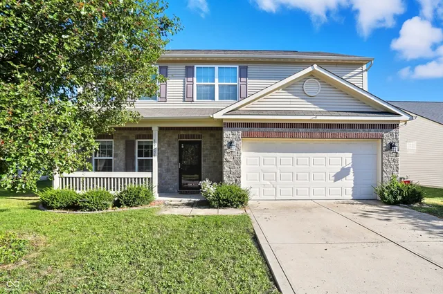 $298,000 | 10536 Deercrest Lane, Indianapolis, IN 46239