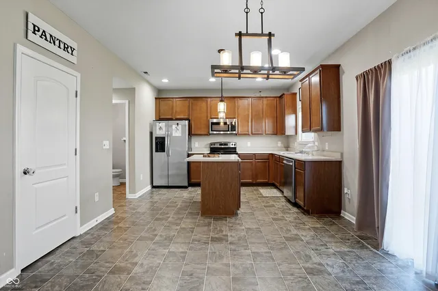 $298,000 | 10536 Deercrest Lane, Indianapolis, IN 46239