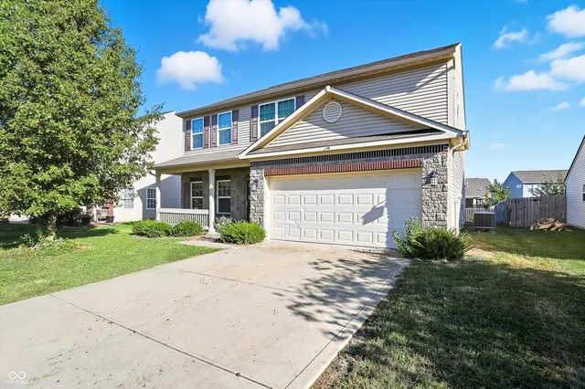 $298,000 | 10536 Deercrest Lane, Indianapolis, IN 46239
