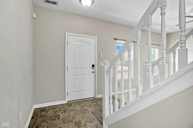 $298,000 | 10536 Deercrest Lane, Indianapolis, IN 46239