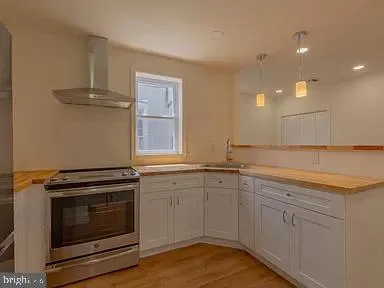 $1,350 | 5432 Springfield Avenue, Unit 1, Philadelphia, PA 19143