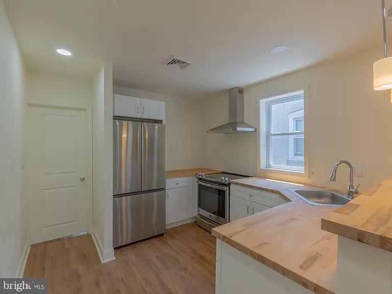 5432 Springfield Avenue, Unit 1 Philadelphia, PA 19143 - Photo 3 of 15