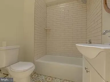 $1,350 | 5432 Springfield Avenue, Unit 1, Philadelphia, PA 19143