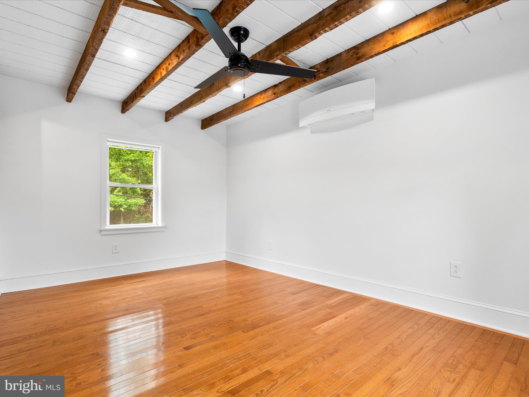 4417 Reels Mill Road Frederick, MD 21704 - Photo 28 of 64 an empty room with windows