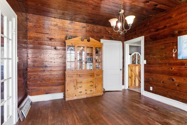 $119,700 | 101 West Planters Street, San Augustine, TX 75972