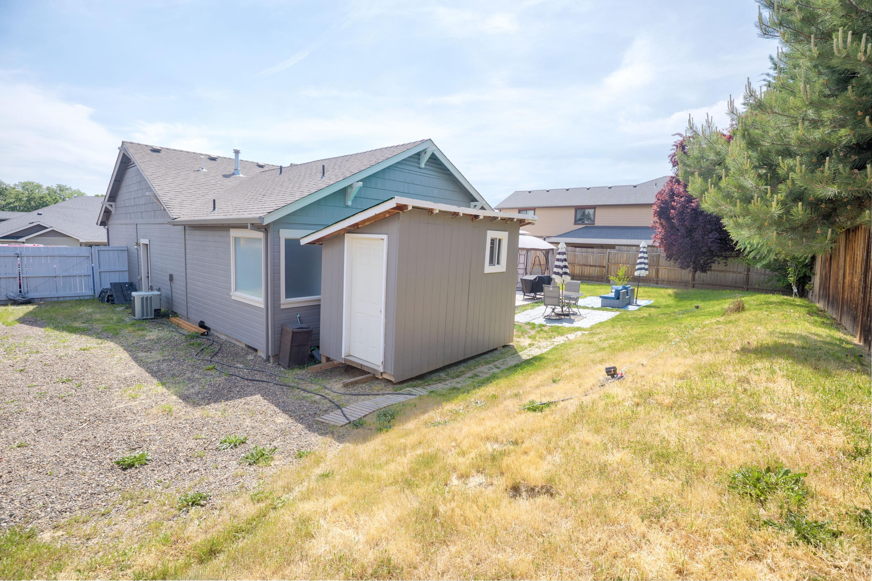 278 Echo Way Eagle Point, OR 97524 - Photo 28 of 28 0R1A4949b_50b_51b_52b_53b