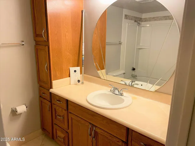 $1,125 | 700 West University Drive, Unit 111, Tempe, AZ 85281