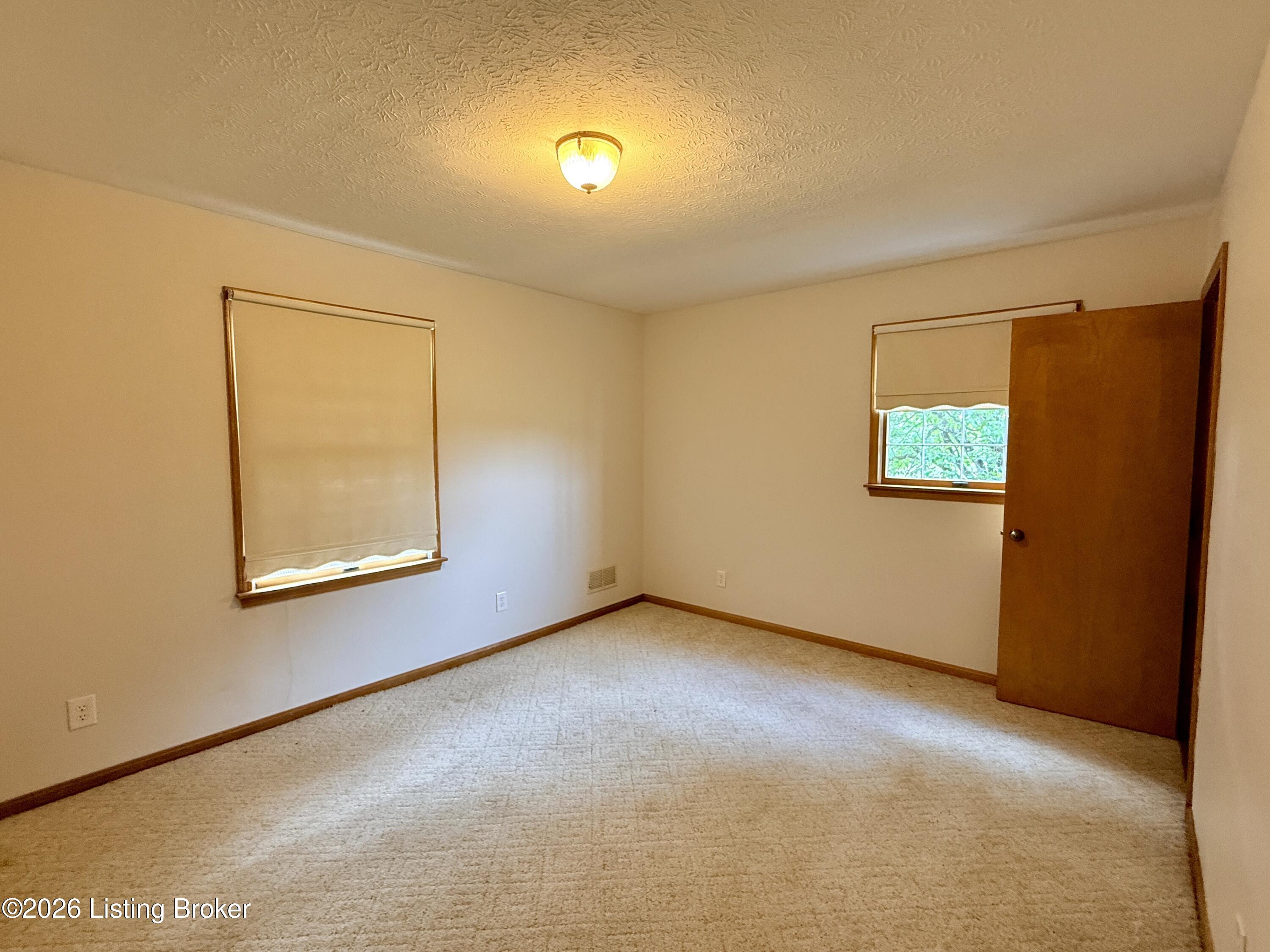 4198 Springfield Road Bardstown, KY 40004 - Photo 23 of 42 IMG_3831