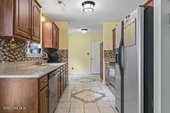 $1,600 | 502 Jasmine Lane, Jacksonville, NC 28546