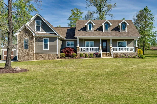 $674,900 | 240 Turkey Trot Lane, Jasper, TN 37347