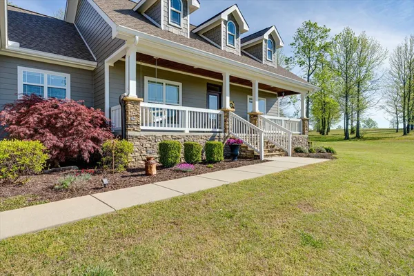 $674,900 | 240 Turkey Trot Lane, Jasper, TN 37347