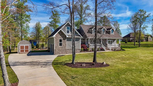 $674,900 | 240 Turkey Trot Lane, Jasper, TN 37347