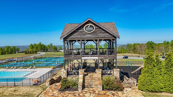 $674,900 | 240 Turkey Trot Lane, Jasper, TN 37347