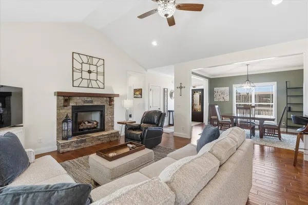 $674,900 | 240 Turkey Trot Lane, Jasper, TN 37347