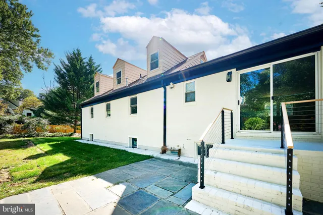 $1,770,000 | 1904 Lamson Place, McLean, VA 22101