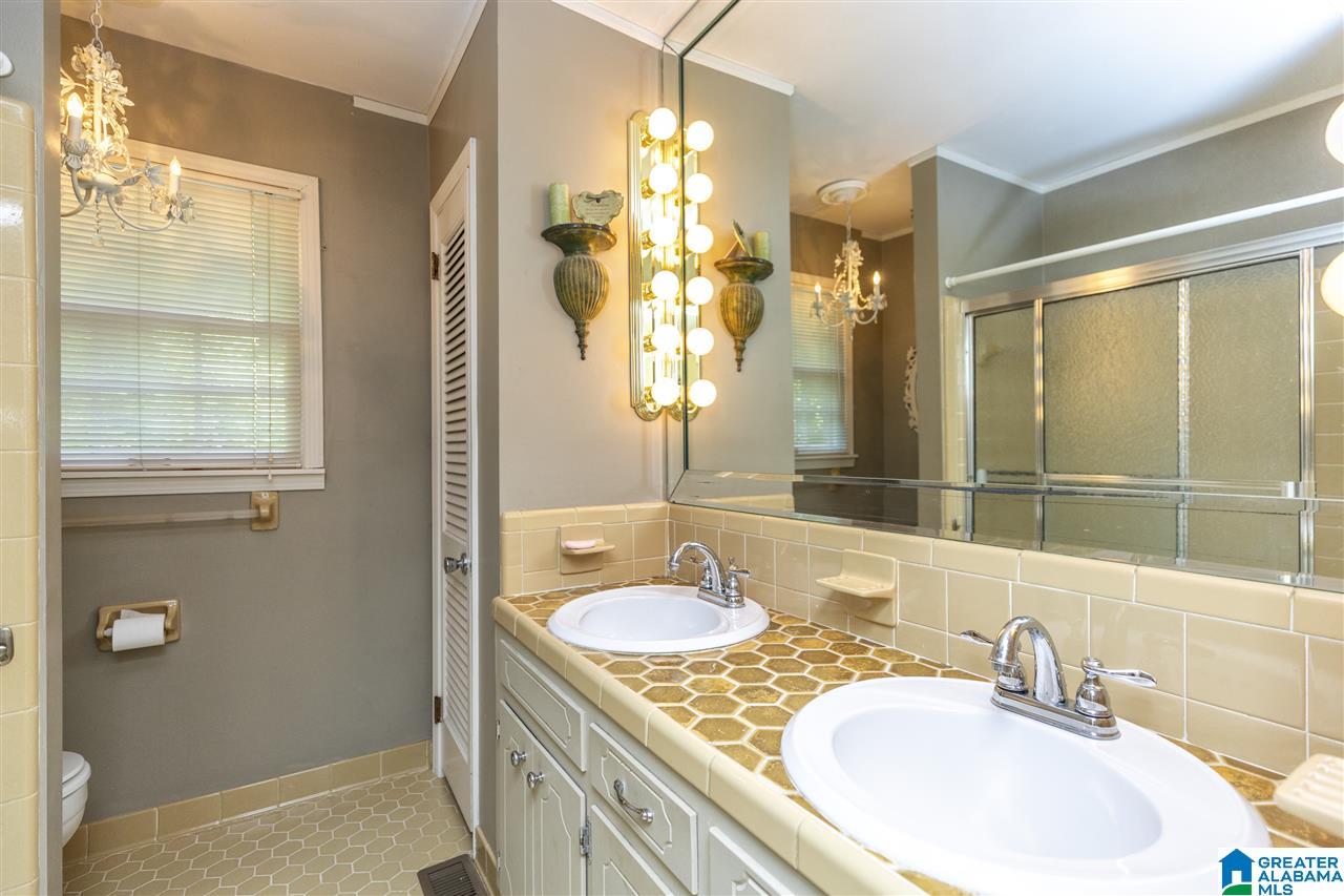 4521 Old Caldwell Mill Road Birmingham, AL 35242 - Photo 21 of 47