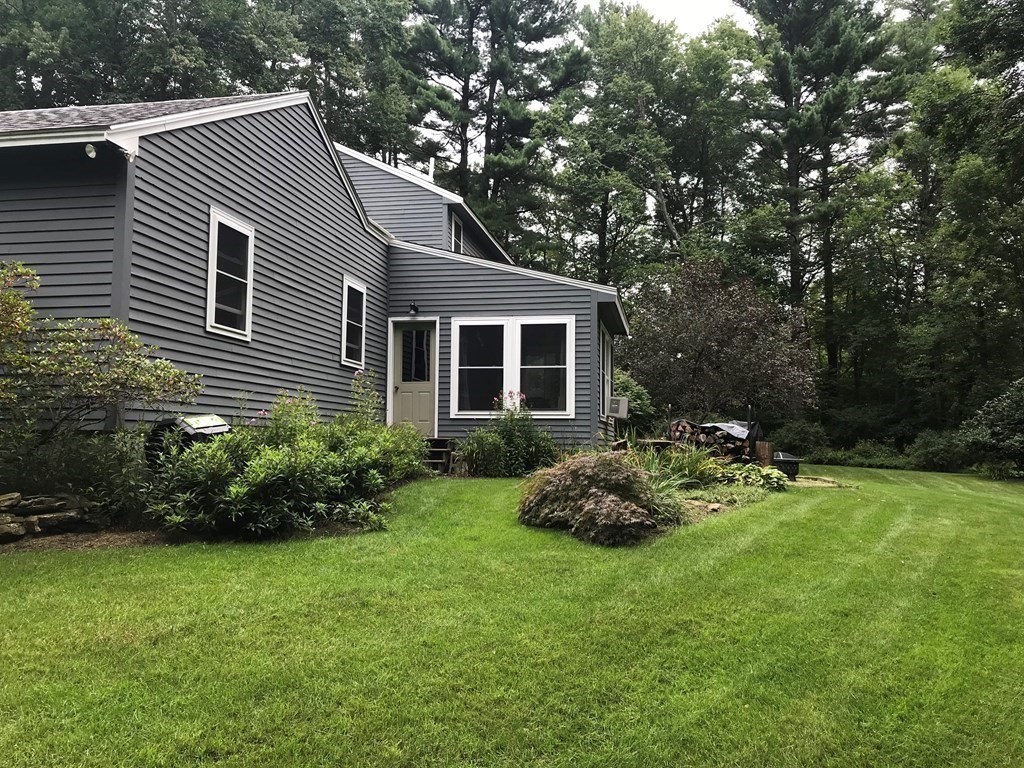 23 Griffin Road Londonderry, NH 03053 - Photo 24 of 33