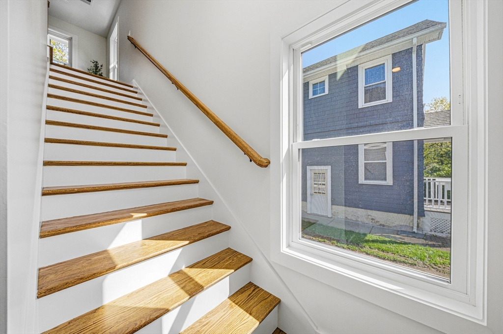 54 Rangeley Road, Unit 54 Newton, MA 02465 - Photo 33 of 41