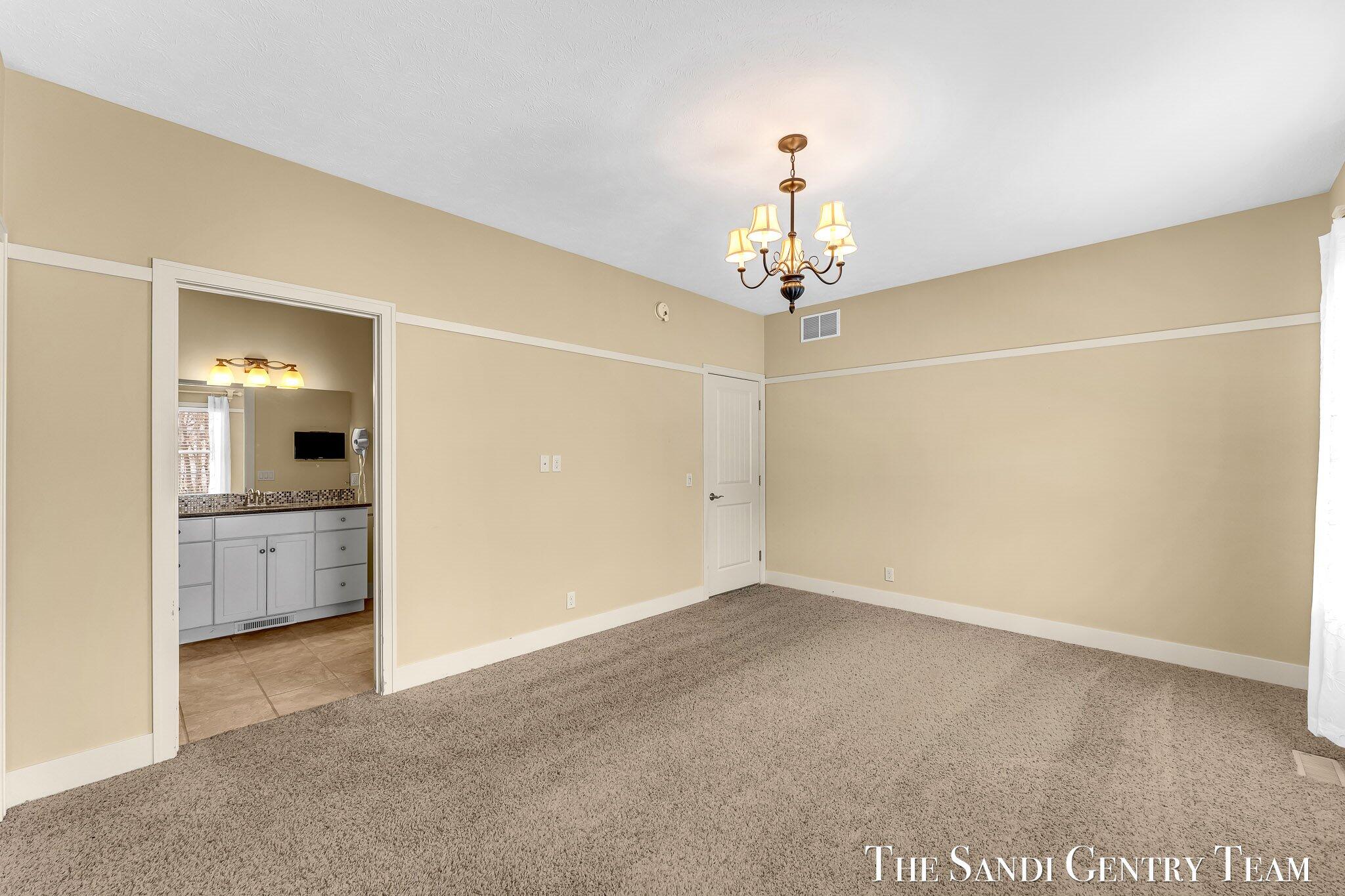 601 Lakeview Lane, Unit 1 Spring Lake, MI 49456 - Photo 17 of 40 17-AIV00667